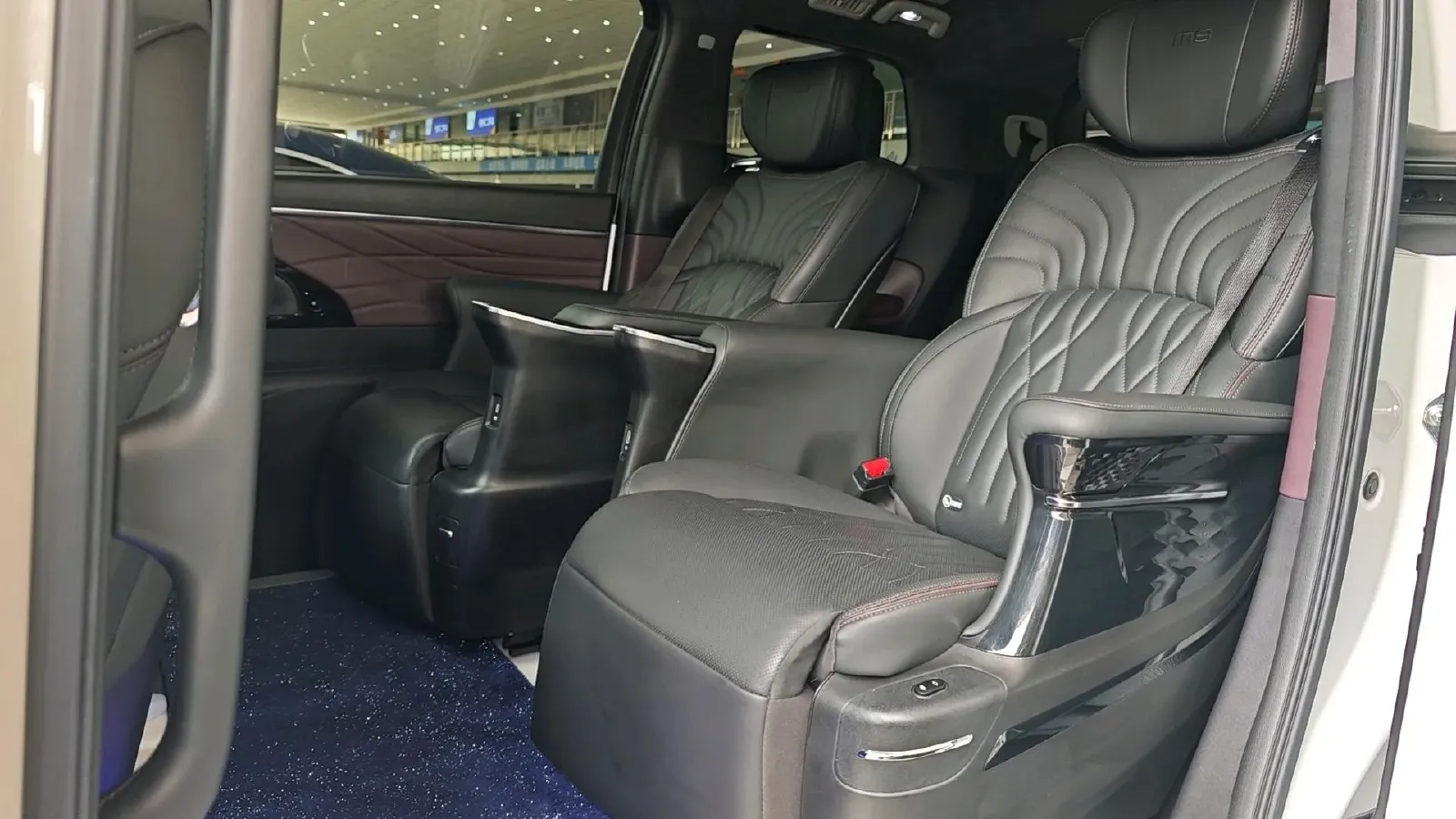 2024 GAC Trumpchi M8 2.0T 252HP L4 8AT,autocango,china used car exporter,china ev exporter,chinese used car exporter,chinese used ev exporter