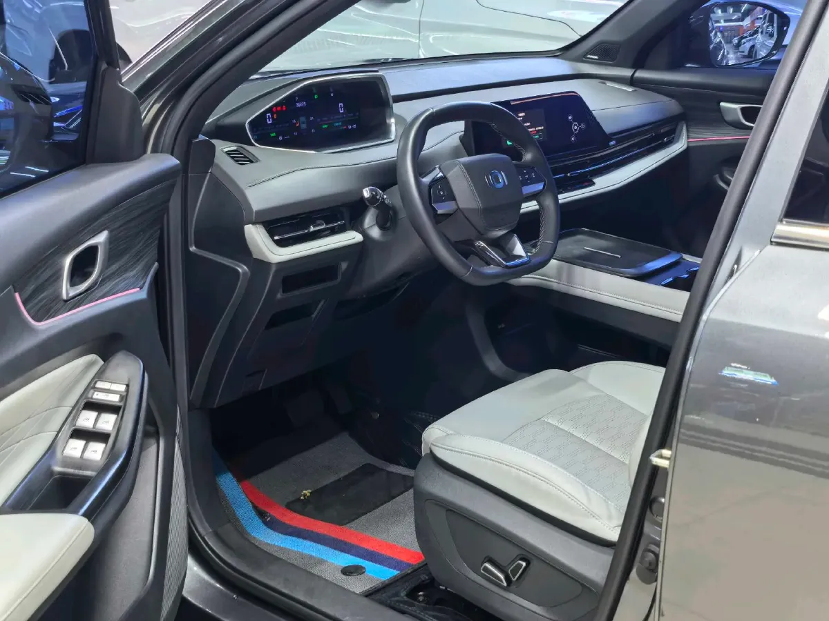 2025 ChangAn QiYuan Q05 Classic 1.5L 98HP L4 E-CVT PHEV 18.4KWH,autocango,china used car exporter,china ev exporter,chinese used car exporter,chinese used ev exporter