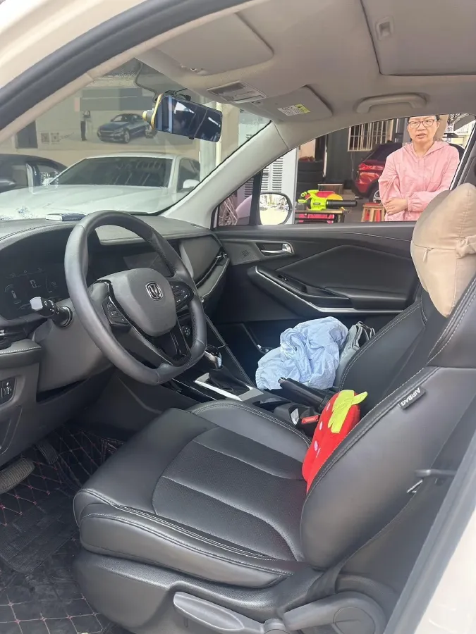 2019 ChangAn CS15 1.5L 107HP L4 5DCT,autocango,china used car exporter,china ev exporter,chinese used car exporter,chinese used ev exporter