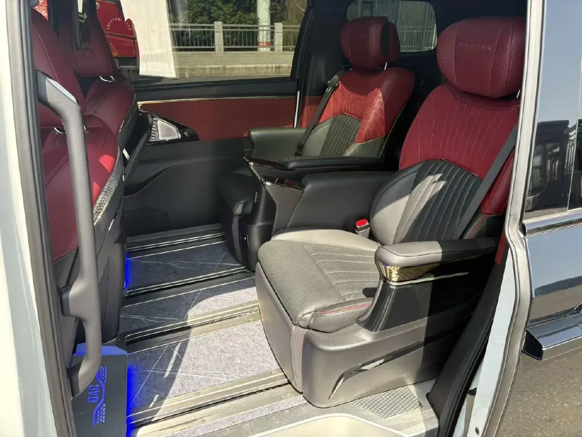 2023 GAC Trumpchi M8 2.0T 190HP L4 E-CVT Hybrid,autocango,china used car exporter,china ev exporter,chinese used car exporter,chinese used ev exporter