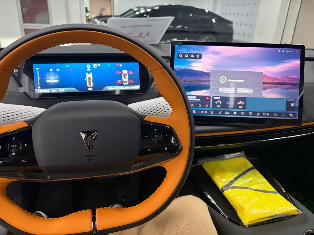 2025 Deepal SL03 1.5L 95HP L4 REEV 28.39KWH,autocango,china used car exporter,china ev exporter,chinese used car exporter,chinese used ev exporter