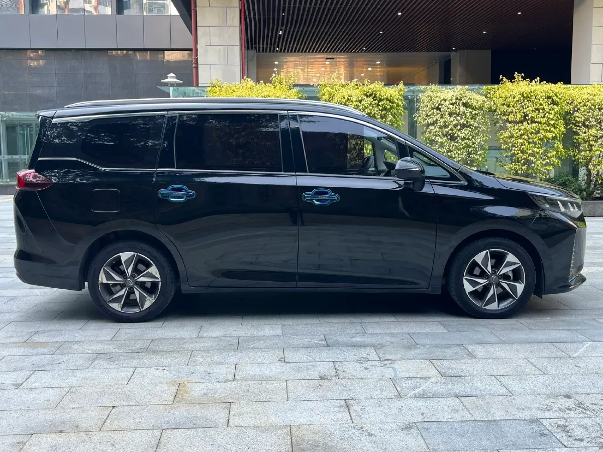 2021 GAC Trumpchi M6 1.5T 169HP L4 7DCT,autocango,china used car exporter,china ev exporter,chinese used car exporter,chinese used ev exporter