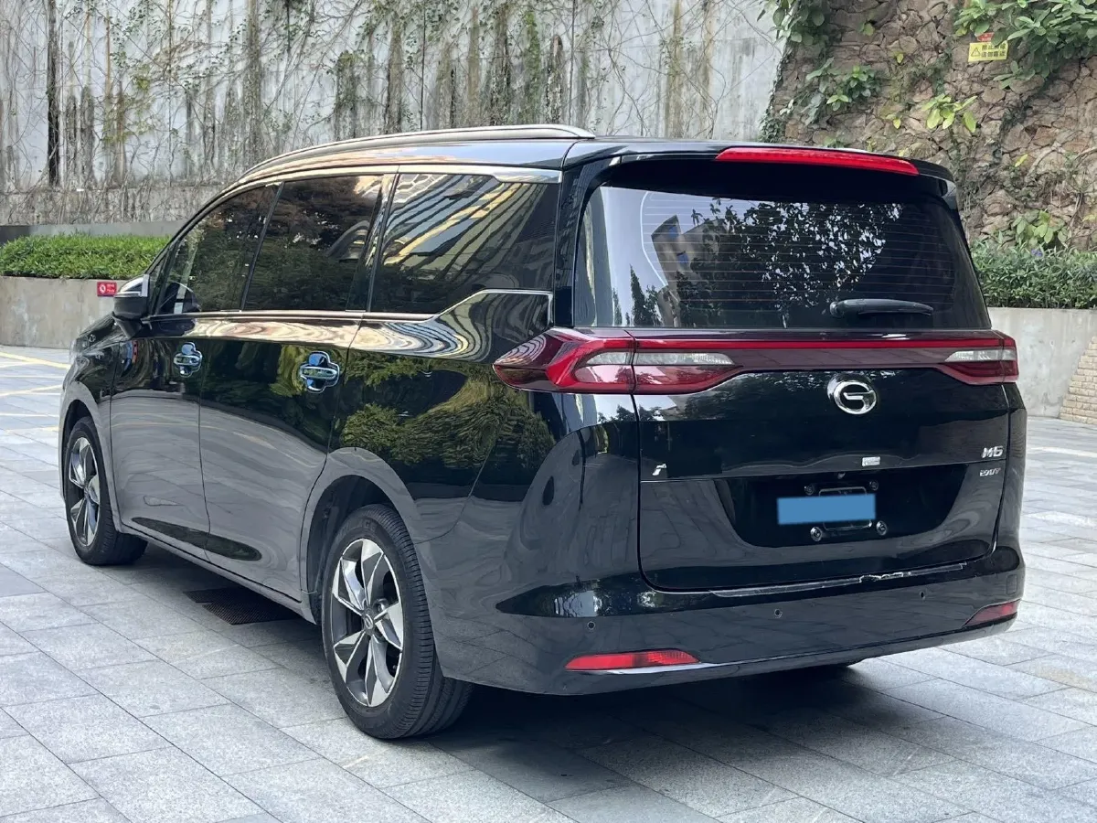 2021 GAC Trumpchi M6 1.5T 169HP L4 7DCT,autocango,china used car exporter,china ev exporter,chinese used car exporter,chinese used ev exporter