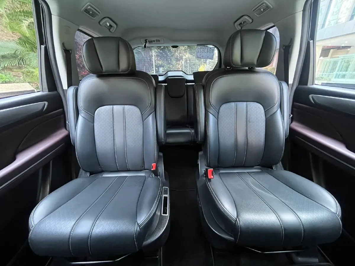 2021 GAC Trumpchi M6 1.5T 169HP L4 7DCT,autocango,china used car exporter,china ev exporter,chinese used car exporter,chinese used ev exporter