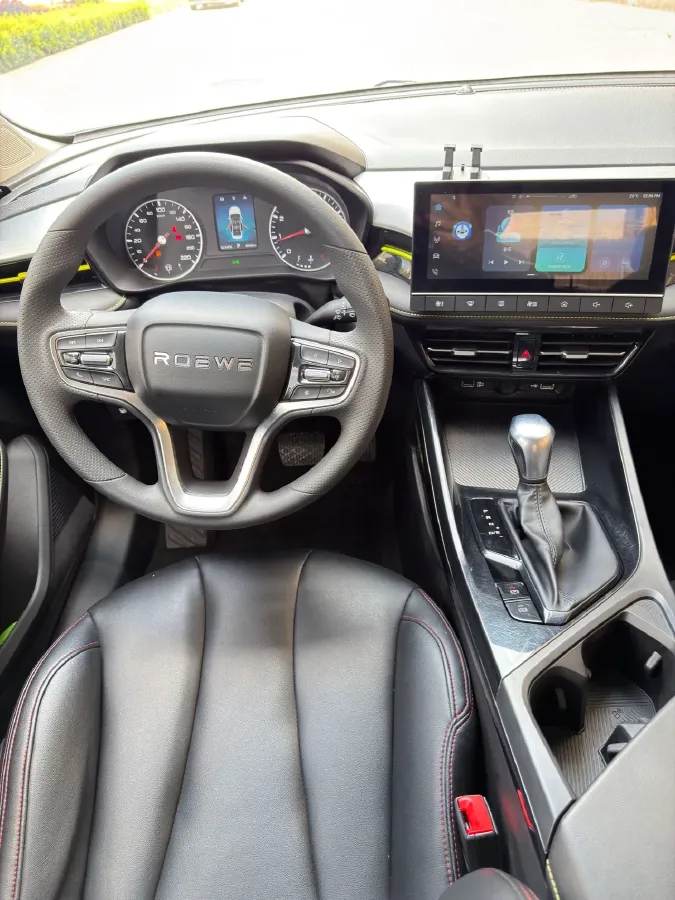 2020 Roewe i5 1.5L 120HP L4 CVT,autocango,china used car exporter,china ev exporter,chinese used car exporter,chinese used ev exporter