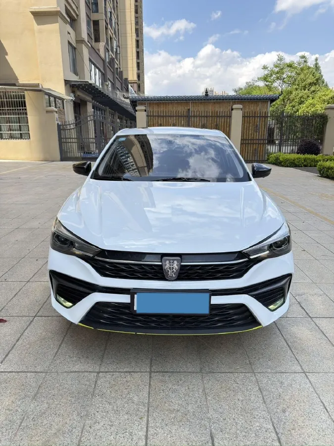 2020 Roewe i5 1.5L 120HP L4 CVT,autocango,china used car exporter,china ev exporter,chinese used car exporter,chinese used ev exporter