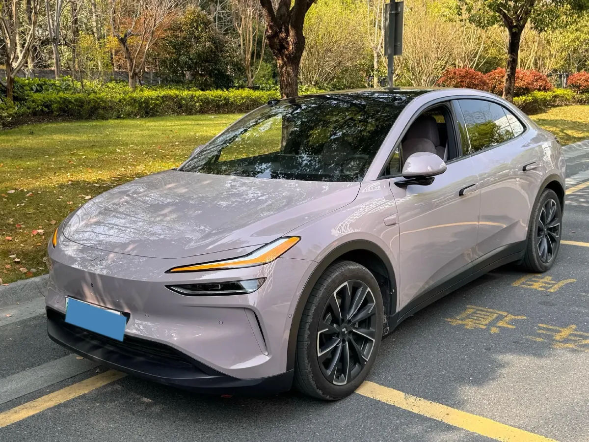 2024 ONVO L60 BEV 60KWH,autocango,china used car exporter,china ev exporter,chinese used car exporter,chinese used ev exporter