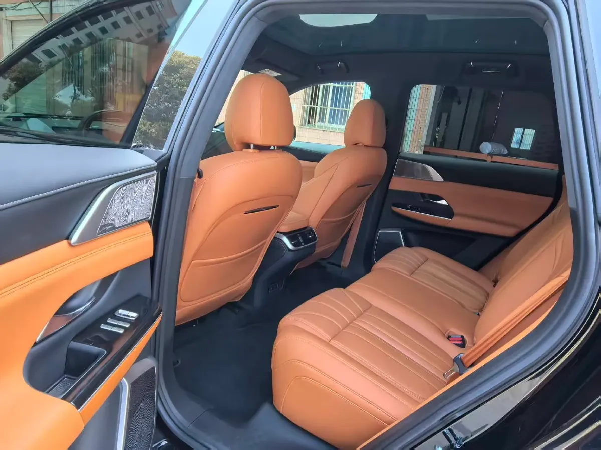 2025 Xpeng G9 BEV 79KWH,autocango,china used car exporter,china ev exporter,chinese used car exporter,chinese used ev exporter