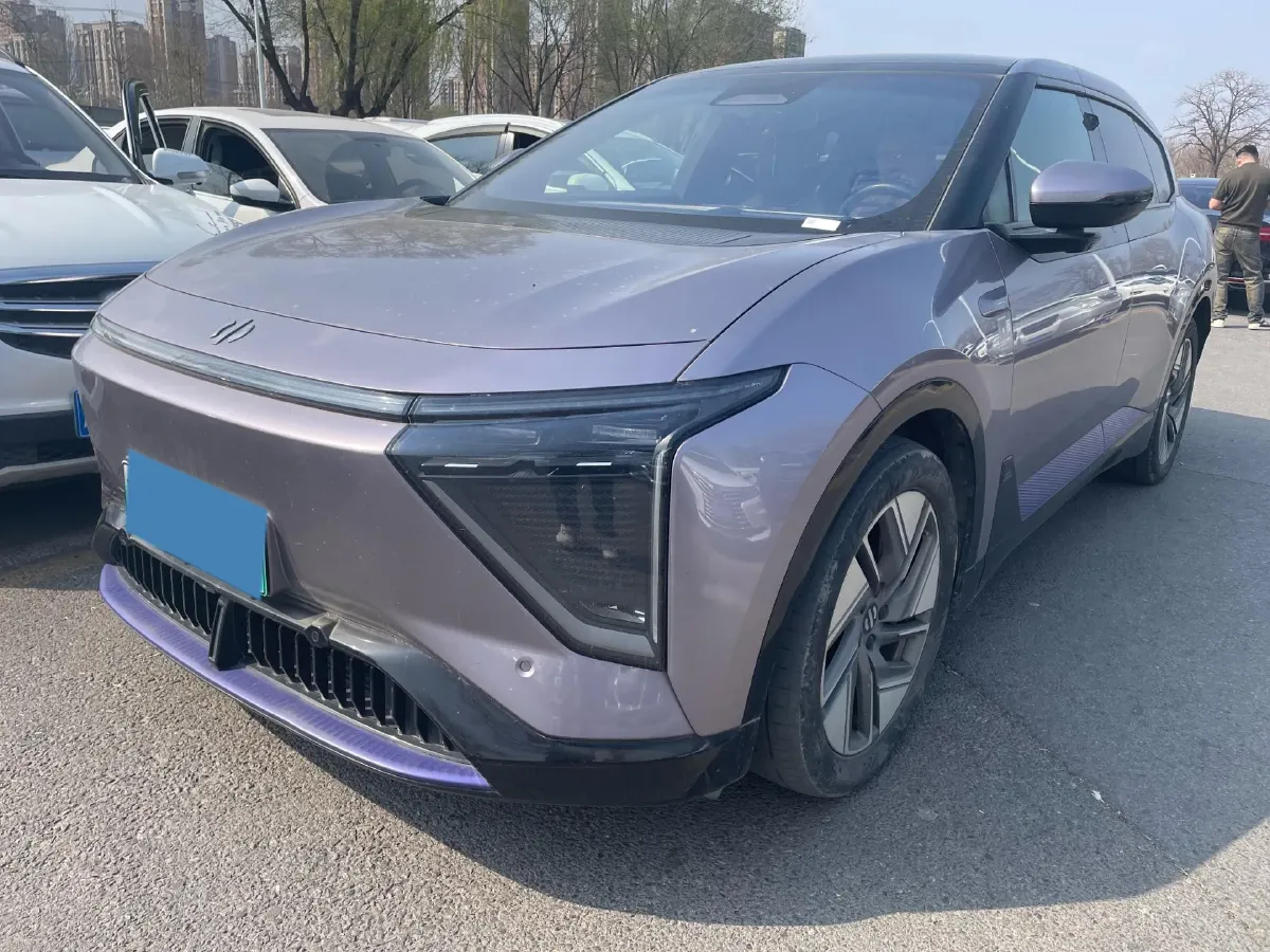 2023 HiPhi Y BEV 76.6KWH,autocango,china used car exporter,china ev exporter,chinese used car exporter,chinese used ev exporter