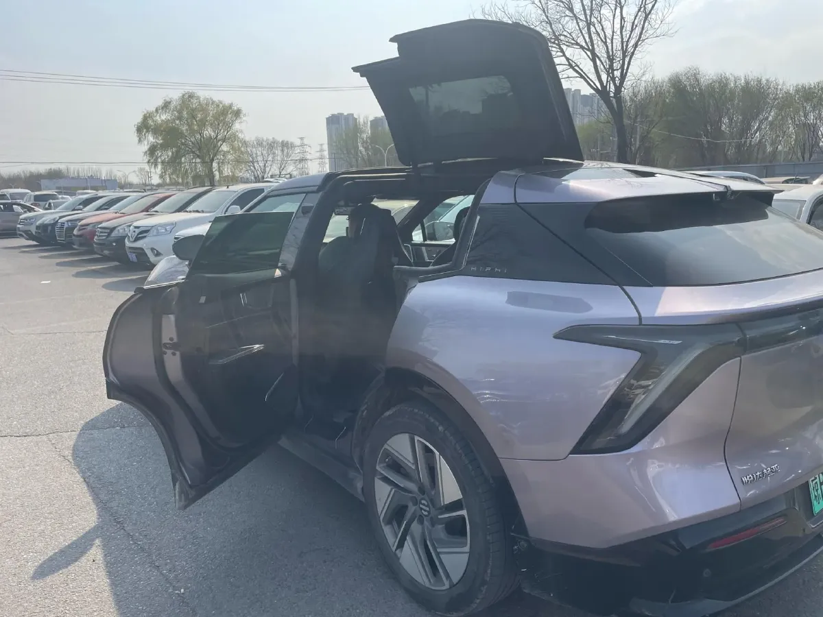 2023 HiPhi Y BEV 76.6KWH,autocango,china used car exporter,china ev exporter,chinese used car exporter,chinese used ev exporter