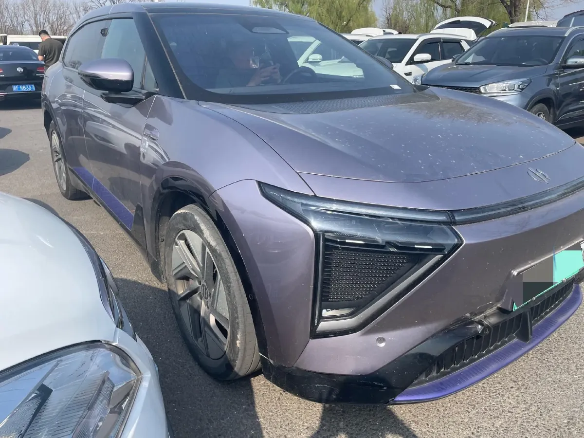 2023 HiPhi Y BEV 76.6KWH,autocango,china used car exporter,china ev exporter,chinese used car exporter,chinese used ev exporter