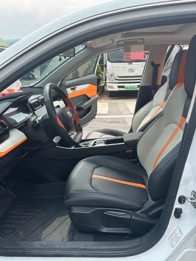 2023 DongFeng Aeolus YiXuan 1.5L 125HP L4 6DCT,autocango,china used car exporter,china ev exporter,chinese used car exporter,chinese used ev exporter