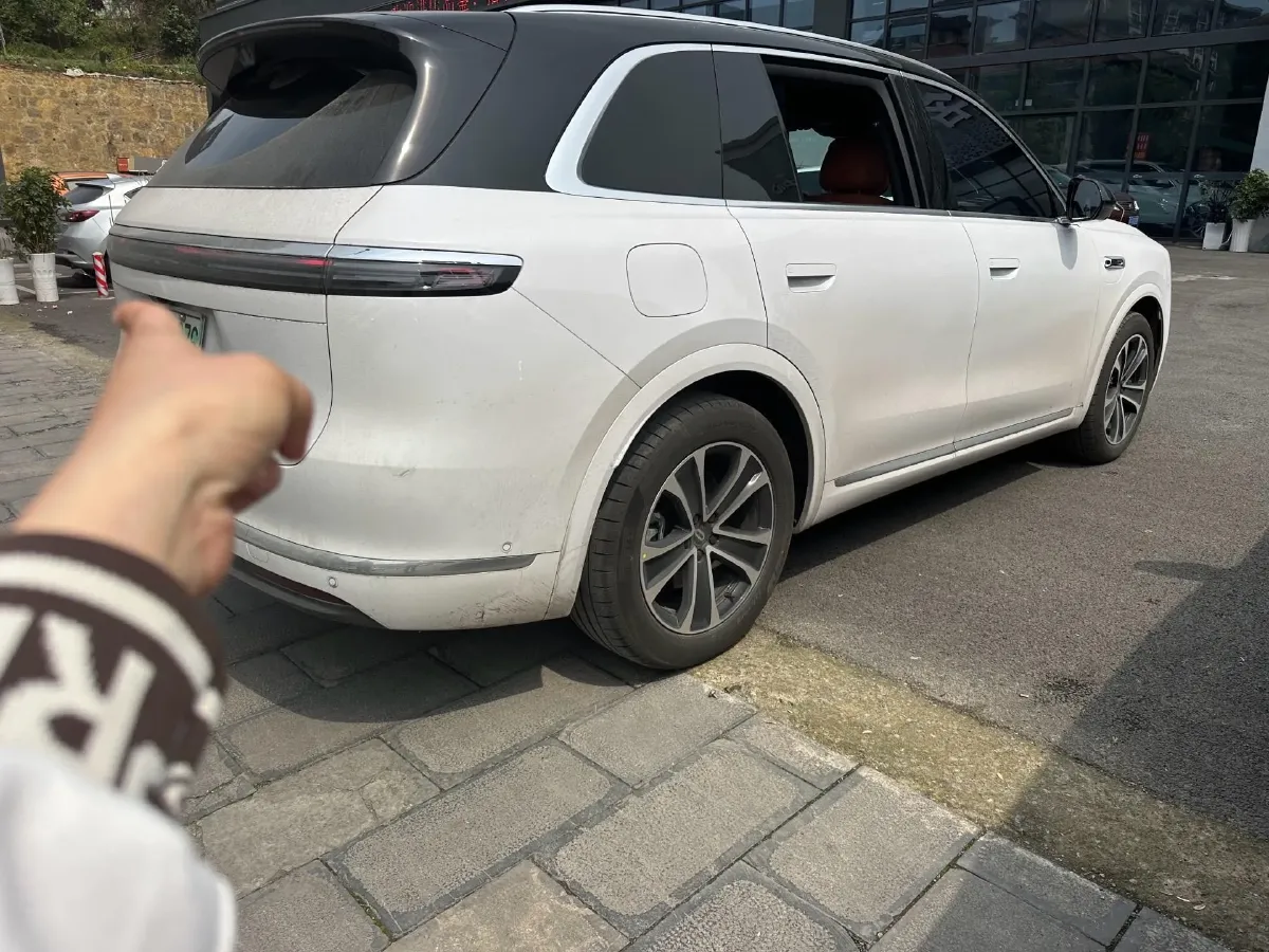 2026 AITO AITO M7 BEV,autocango,china used car exporter,china ev exporter,chinese used car exporter,chinese used ev exporter