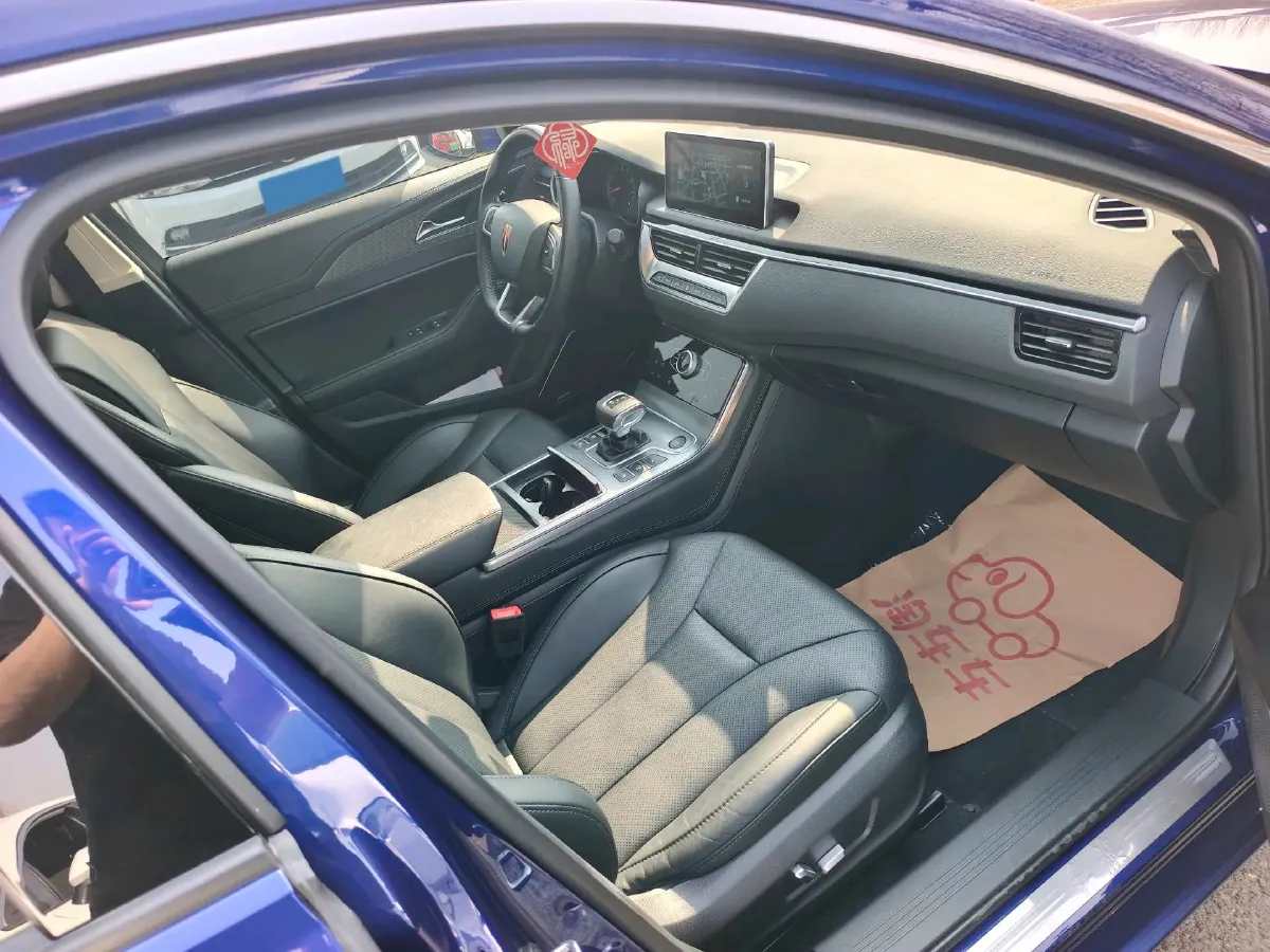 2022 HongQi H5 1.8T 197HP L4 6AT,autocango,china used car exporter,china ev exporter,chinese used car exporter,chinese used ev exporter