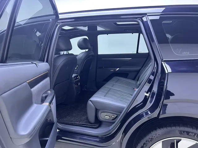 2025 DongFeng eπ eπ008 1.5T 147HP L4 REEV 34.32KWH,autocango,china used car exporter,china ev exporter,chinese used car exporter,chinese used ev exporter