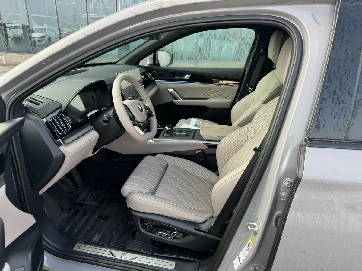 2025 BYD Tang 1.5T 156HP L4 E-CVT PHEV 21.504KWH,autocango,china used car exporter,china ev exporter,chinese used car exporter,chinese used ev exporter