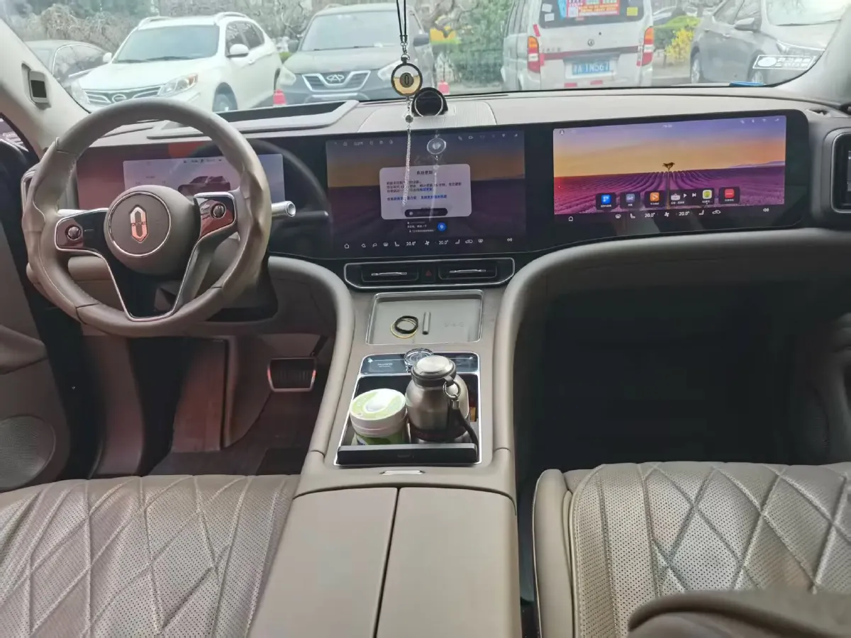 2024 AITO AITO M9 1.5T 152HP L4 REEV 42KWH,autocango,china used car exporter,china ev exporter,chinese used car exporter,chinese used ev exporter