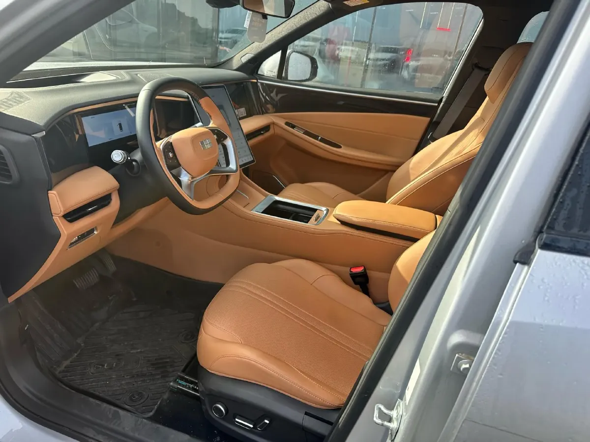 2025 Geely Galaxy L7 1.5L 112HP L4 1DHT PHEV 18.4KWH,autocango,china used car exporter,china ev exporter,chinese used car exporter,chinese used ev exporter