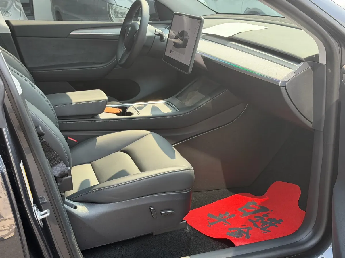 2024 Iveco OuSheng BEV 77.28KWH,autocango,china used car exporter,china ev exporter,chinese used car exporter,chinese used ev exporter