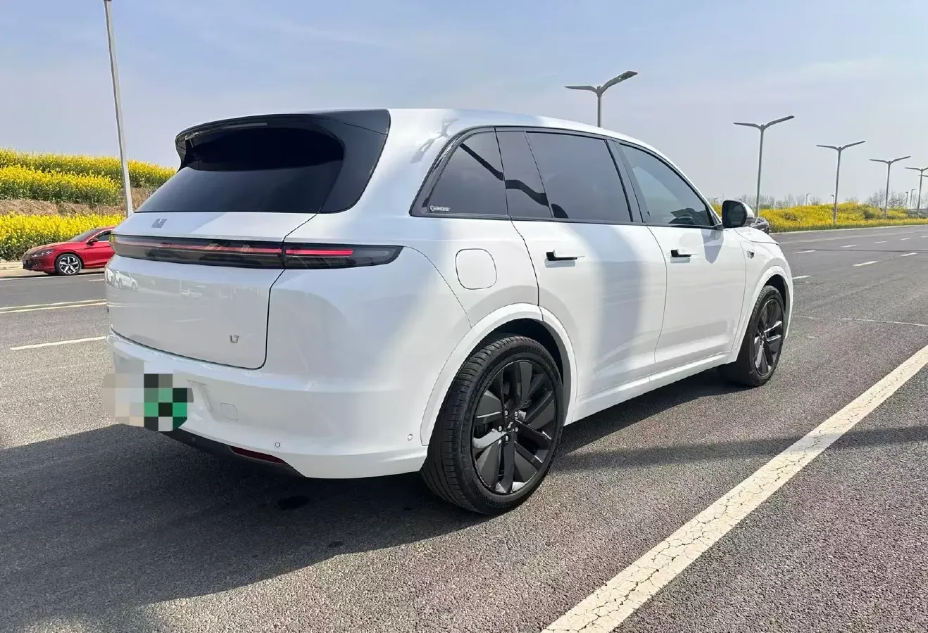 2023 Li L7 Range Extended 154HP REEV 40.9KWH,autocango,china used car exporter,china ev exporter,chinese used car exporter,chinese used ev exporter
