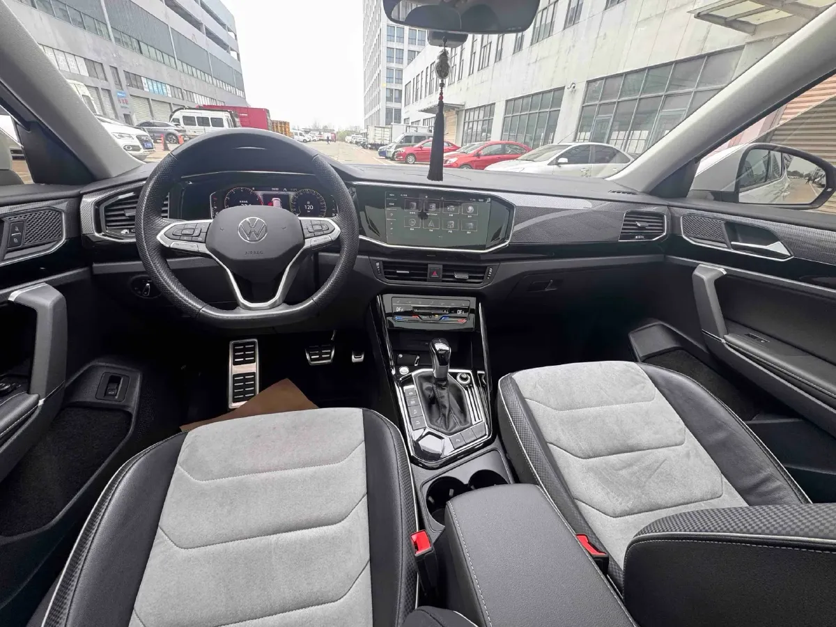 2020 Volkswagen Tayron X 2.0T 186HP L4 7DCT,autocango,china used car exporter,china ev exporter,chinese used car exporter,chinese used ev exporter