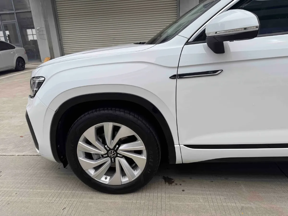 2020 Volkswagen Tayron X 2.0T 186HP L4 7DCT,autocango,china used car exporter,china ev exporter,chinese used car exporter,chinese used ev exporter