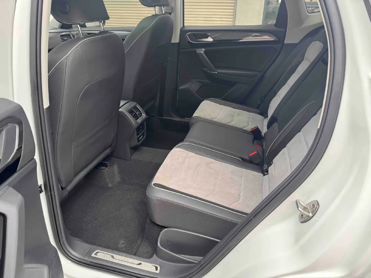 2020 Volkswagen Tayron X 2.0T 186HP L4 7DCT,autocango,china used car exporter,china ev exporter,chinese used car exporter,chinese used ev exporter