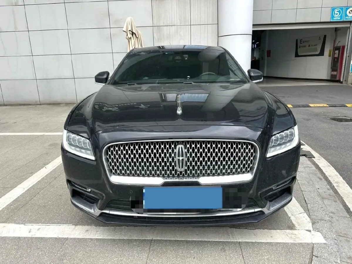 2019 Lincoln Continental 2.0T 261HP L4 6AT,autocango,china used car exporter,china ev exporter,chinese used car exporter,chinese used ev exporter