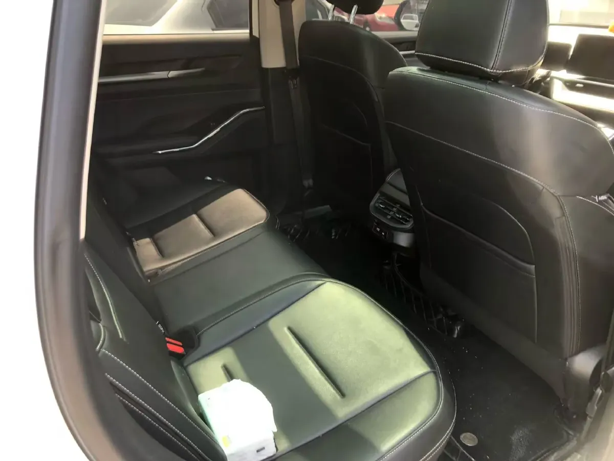 2022 Haval H6 1.5T 184HP L4 7DCT,autocango,china used car exporter,china ev exporter,chinese used car exporter,chinese used ev exporter