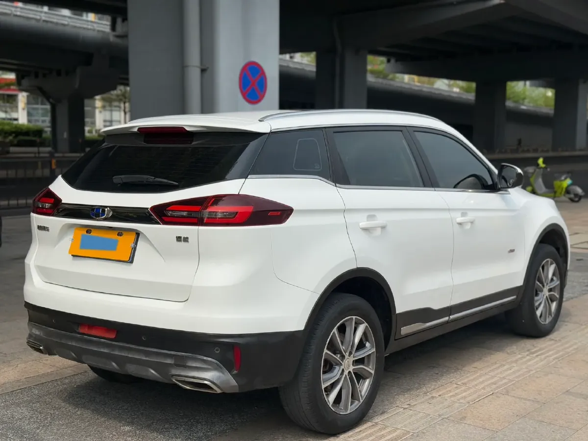 2020 Roewe i6 1.5T 169HP L4 7DCT,autocango,china used car exporter,china ev exporter,chinese used car exporter,chinese used ev exporter