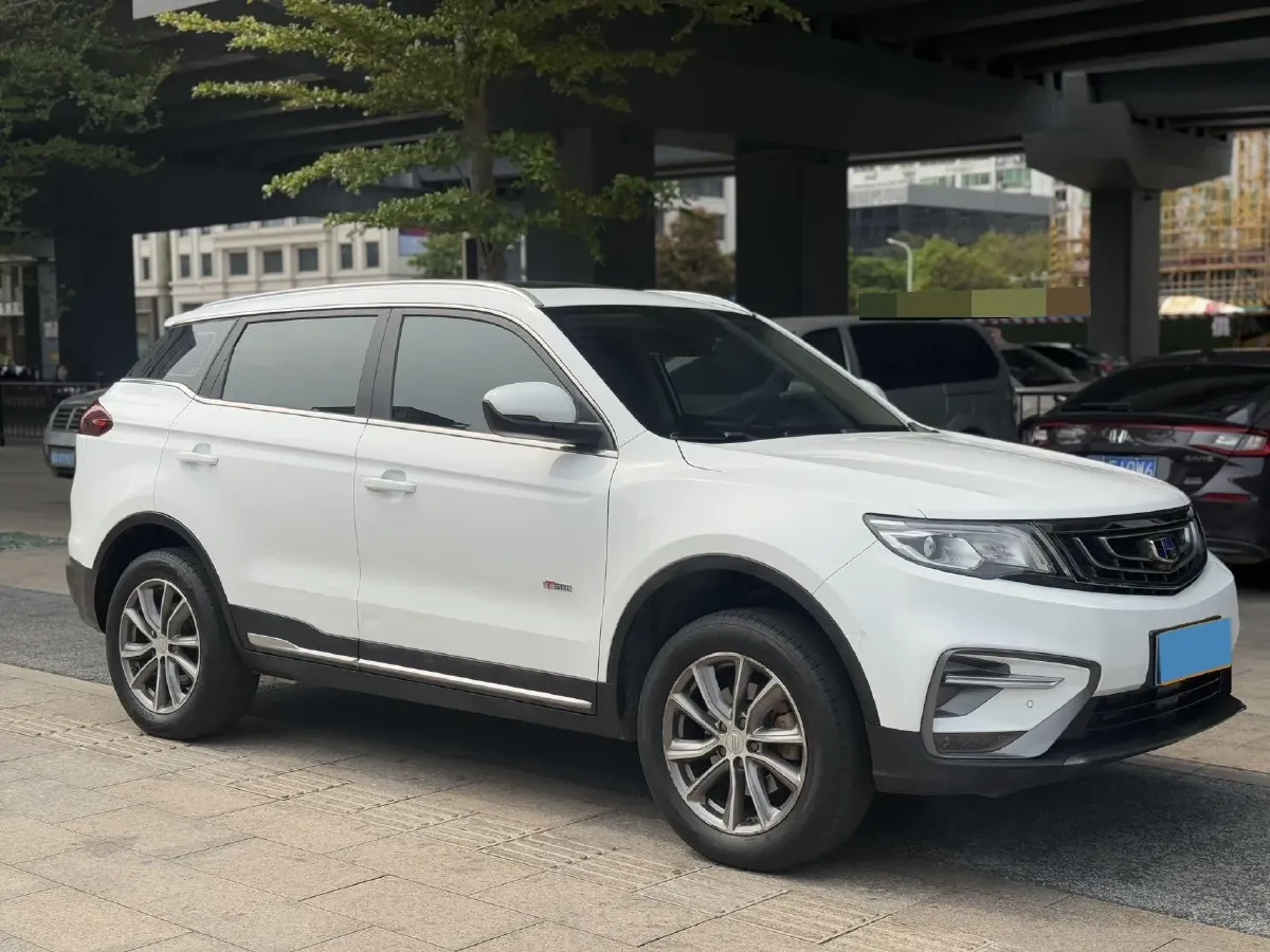 2020 Roewe i6 1.5T 169HP L4 7DCT,autocango,china used car exporter,china ev exporter,chinese used car exporter,chinese used ev exporter