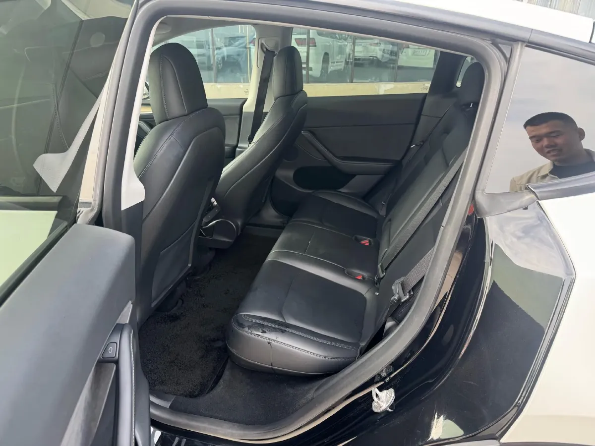 2021 Tesla Model Y BEV 60KWH,autocango,china used car exporter,china ev exporter,chinese used car exporter,chinese used ev exporter