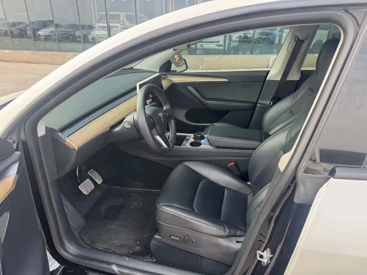 2021 Tesla Model Y BEV 60KWH,autocango,china used car exporter,china ev exporter,chinese used car exporter,chinese used ev exporter