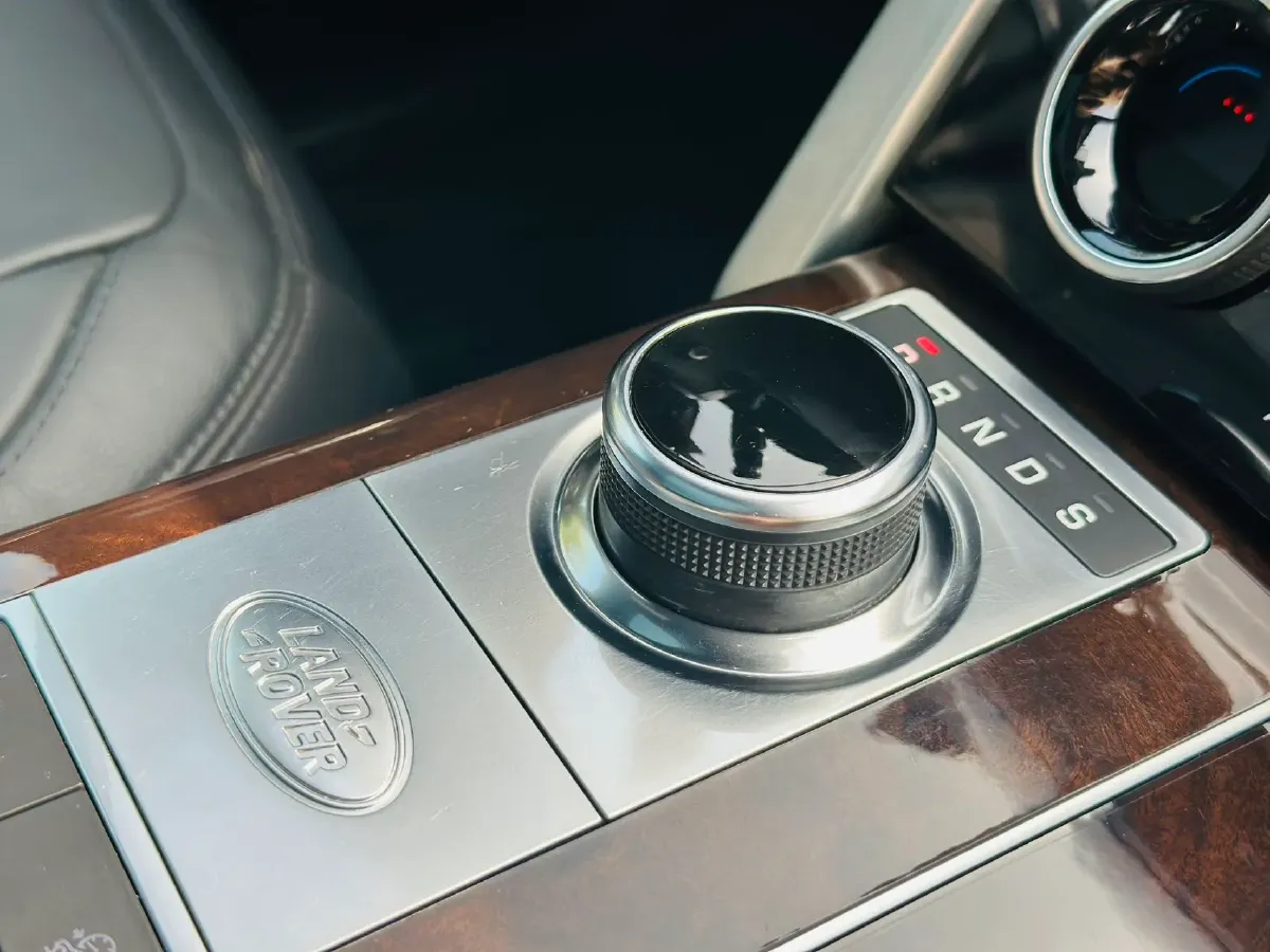 2022 Land Rover Range Rover 3.0T 360HP L6 8AT,autocango,china used car exporter,china ev exporter,chinese used car exporter,chinese used ev exporter