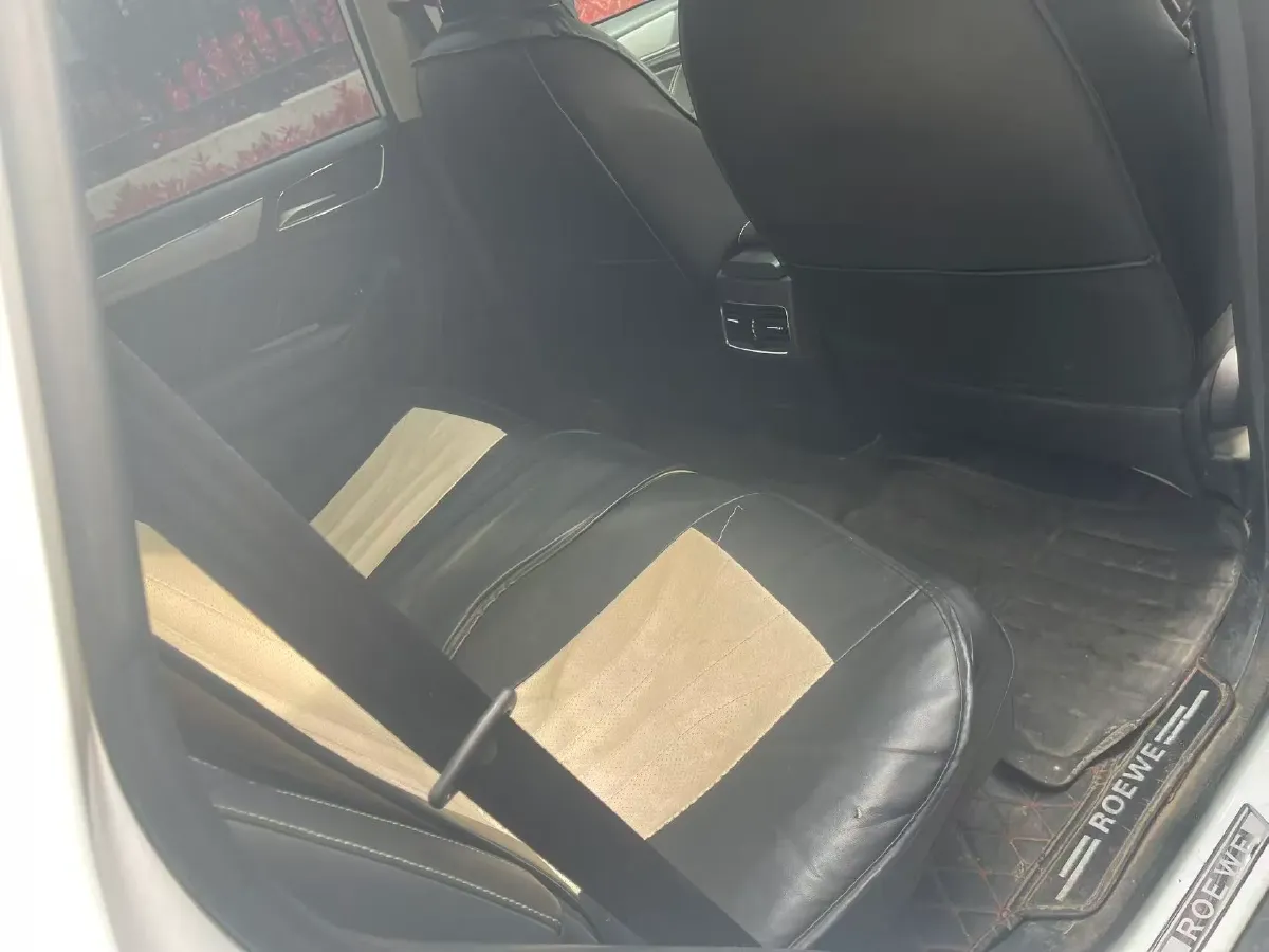 2020 Roewe i6 1.5T 169HP L4 7DCT,autocango,china used car exporter,china ev exporter,chinese used car exporter,chinese used ev exporter