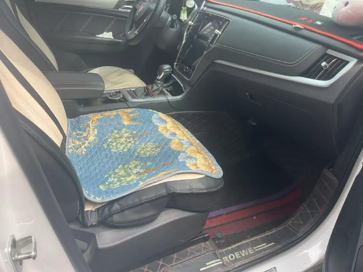 2020 Roewe i6 1.5T 169HP L4 7DCT,autocango,china used car exporter,china ev exporter,chinese used car exporter,chinese used ev exporter