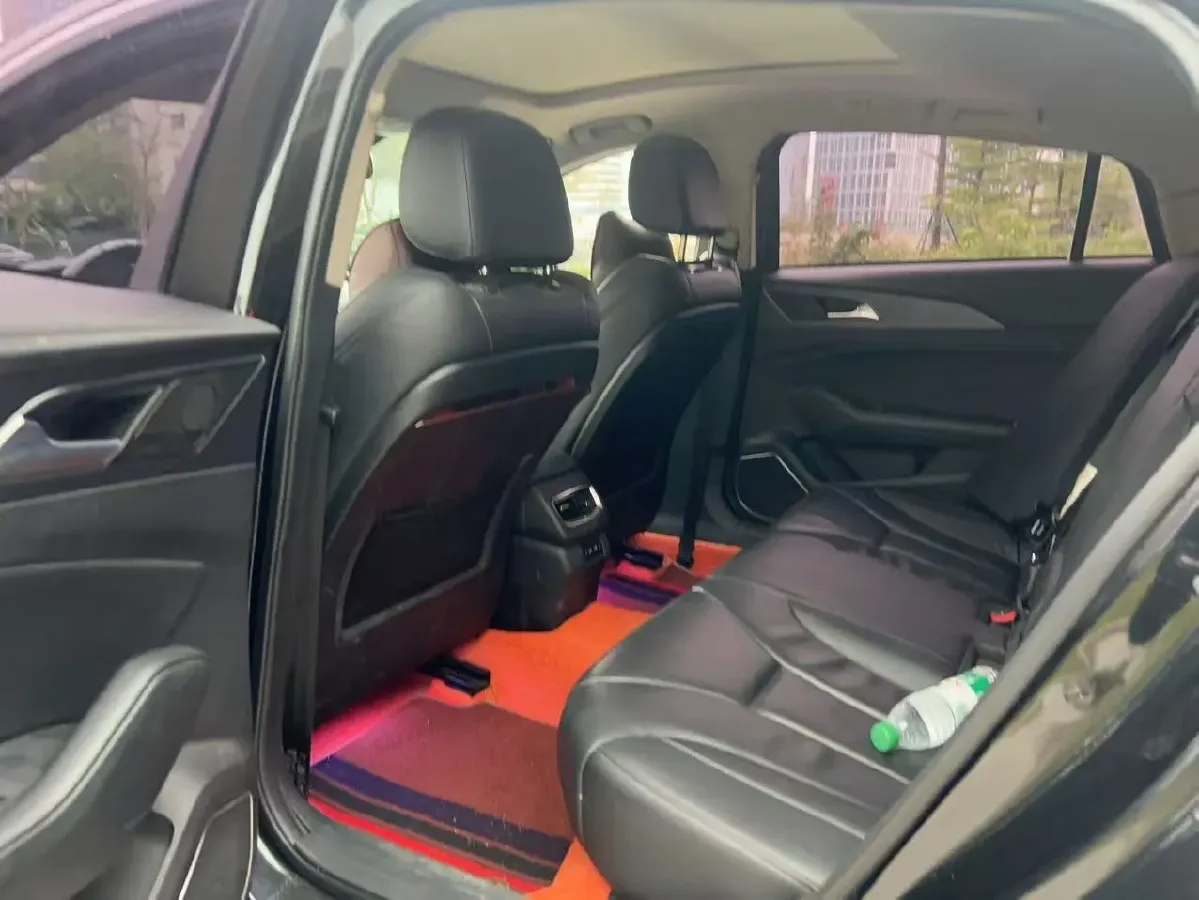 2020 HongQi H5 1.8T 197HP L4 6AT,autocango,china used car exporter,china ev exporter,chinese used car exporter,chinese used ev exporter