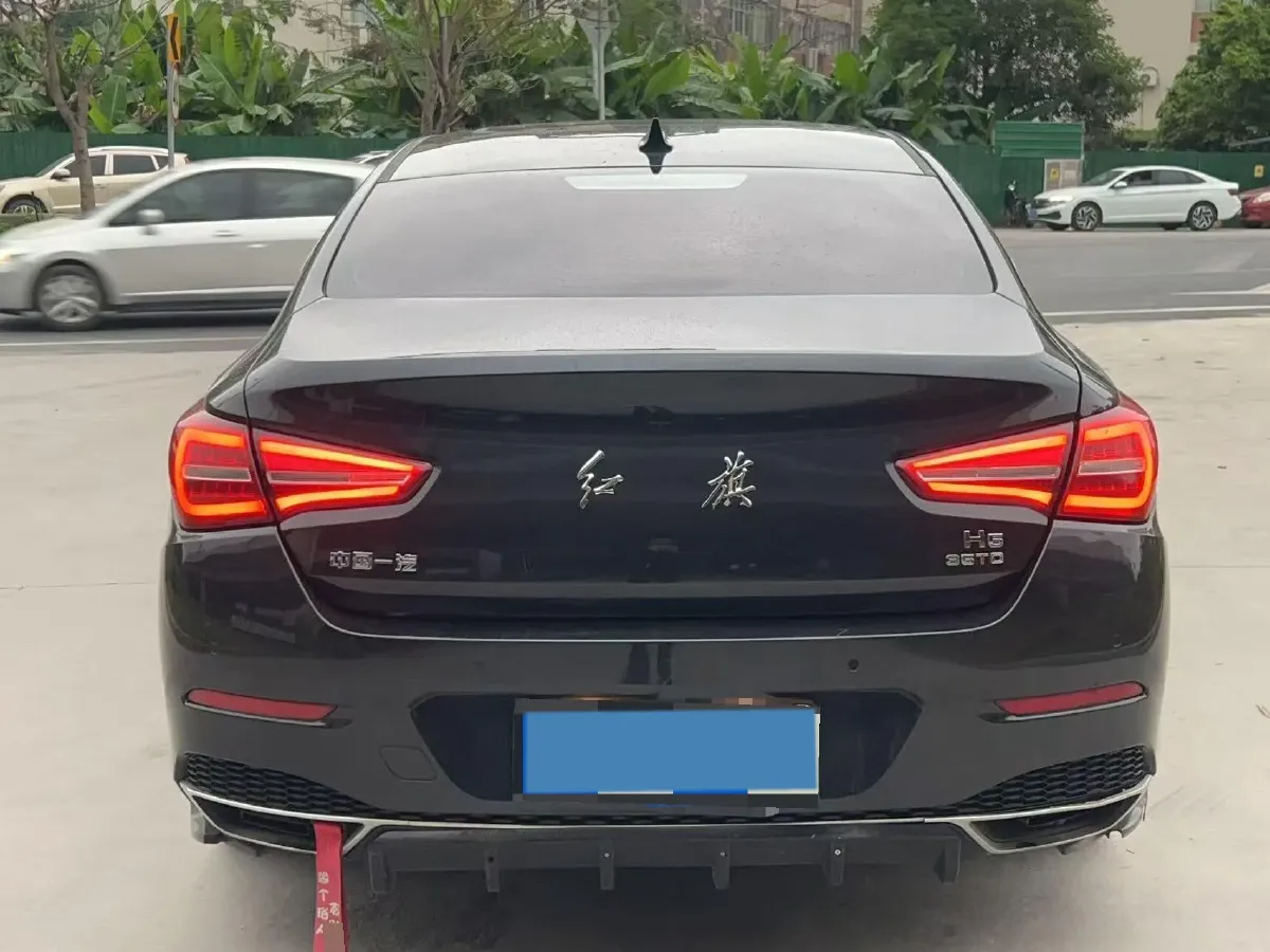 2020 HongQi H5 1.8T 197HP L4 6AT,autocango,china used car exporter,china ev exporter,chinese used car exporter,chinese used ev exporter