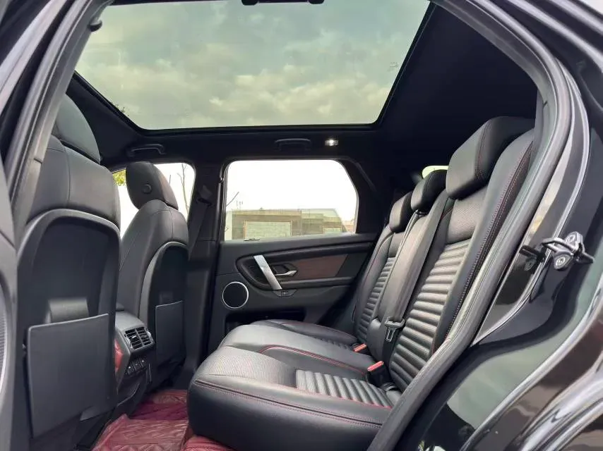 2020 Land Rover Discovery Sport 2.0T 249HP L4 9AT,autocango,china used car exporter,china ev exporter,chinese used car exporter,chinese used ev exporter