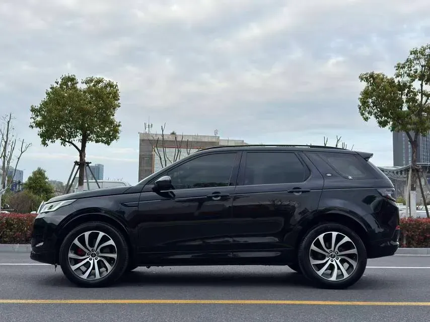 2020 Land Rover Discovery Sport 2.0T 249HP L4 9AT,autocango,china used car exporter,china ev exporter,chinese used car exporter,chinese used ev exporter