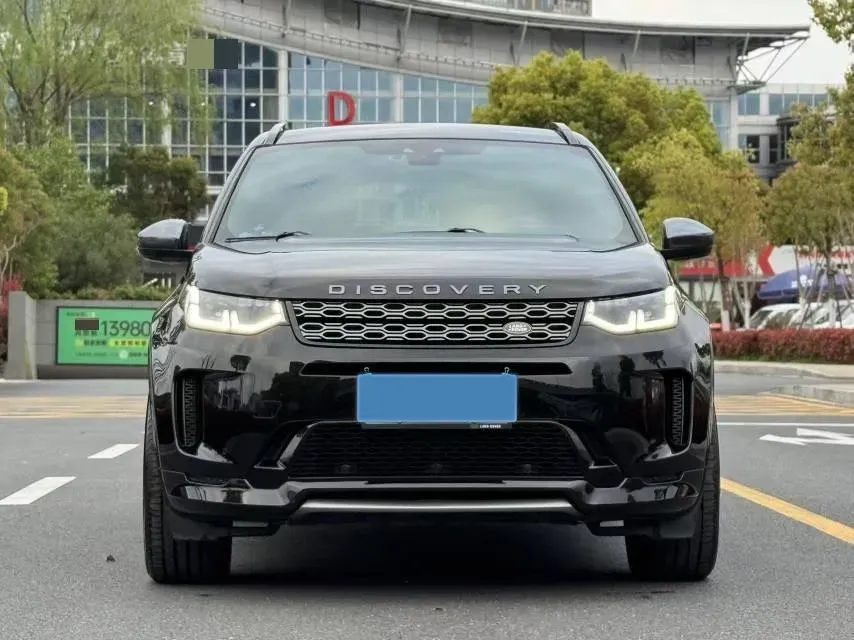 2020 Land Rover Discovery Sport 2.0T 249HP L4 9AT,autocango,china used car exporter,china ev exporter,chinese used car exporter,chinese used ev exporter