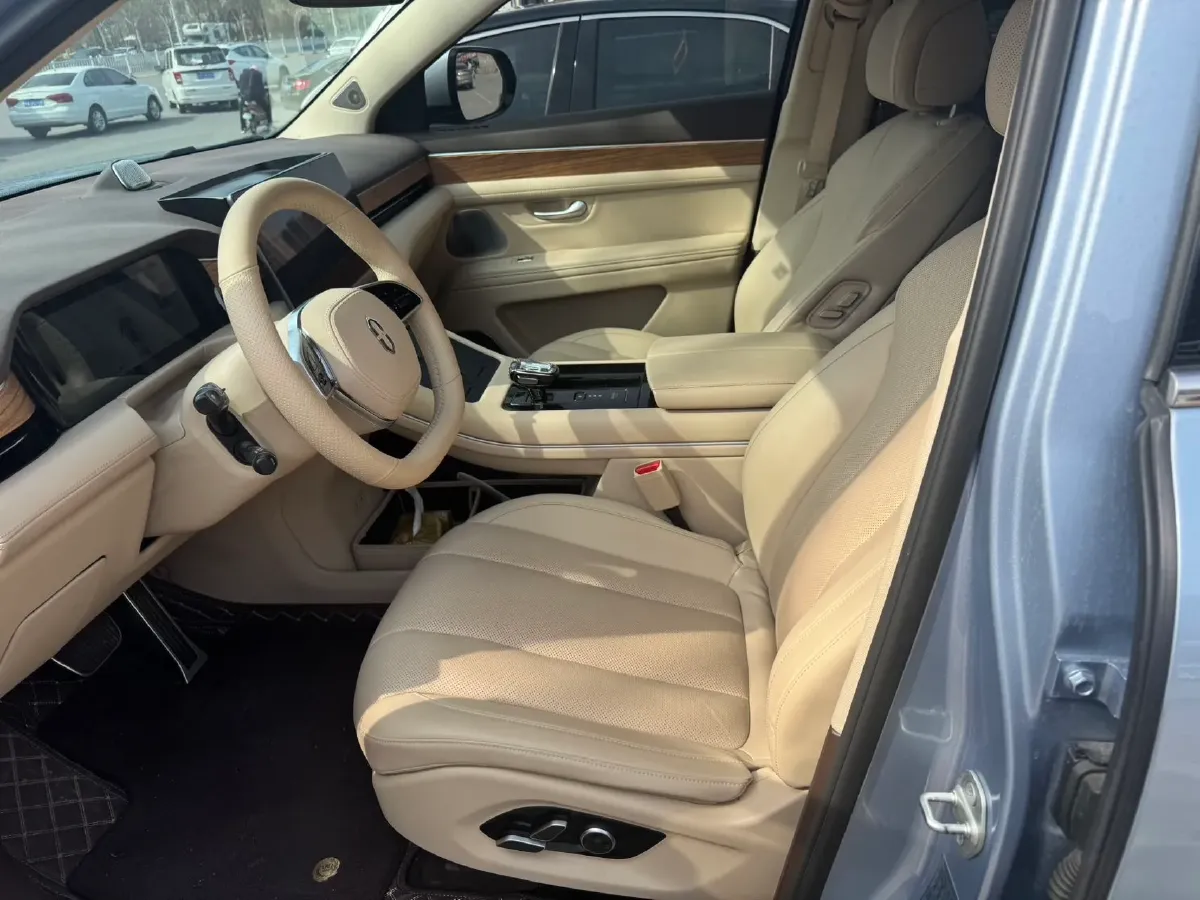 2024 AITO AITO M7 1.5T 152HP L4 REEV 40KWH,autocango,china used car exporter,china ev exporter,chinese used car exporter,chinese used ev exporter