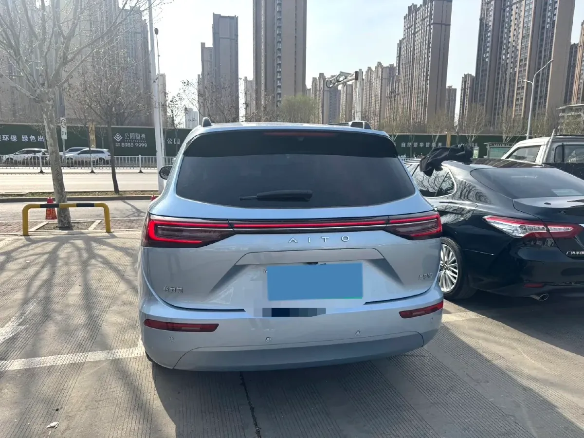 2024 AITO AITO M7 1.5T 152HP L4 REEV 40KWH,autocango,china used car exporter,china ev exporter,chinese used car exporter,chinese used ev exporter