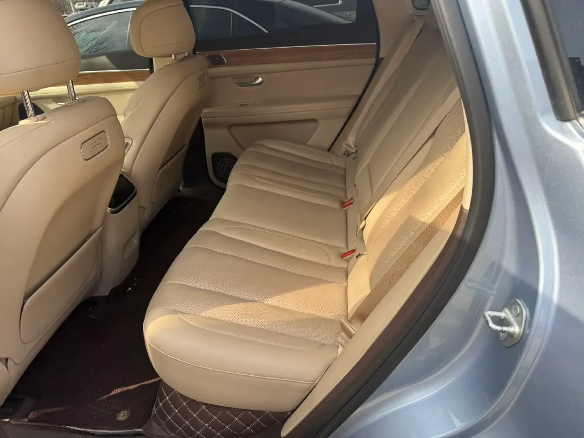 2024 AITO AITO M7 1.5T 152HP L4 REEV 40KWH,autocango,china used car exporter,china ev exporter,chinese used car exporter,chinese used ev exporter