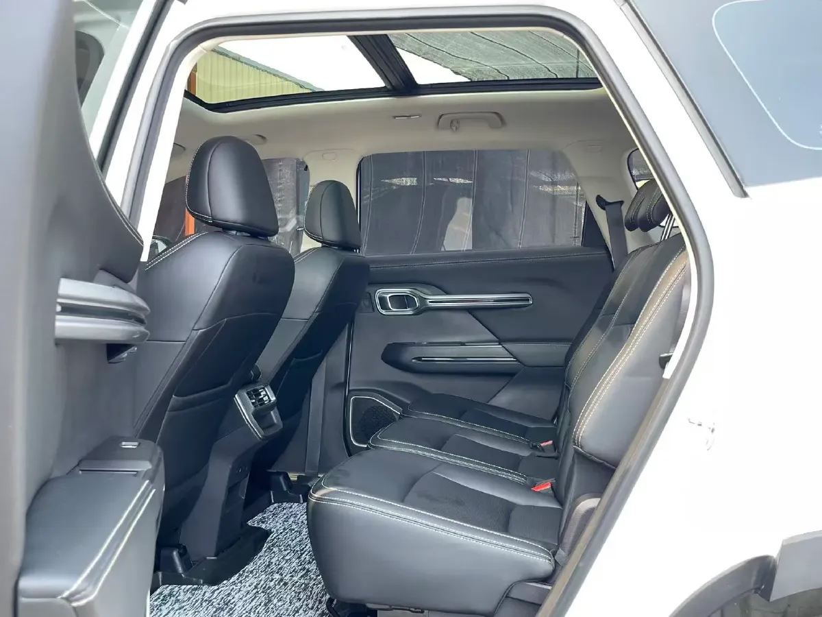 2020 Geely Okavango 1.8T 184HP L4 7DCT,autocango,china used car exporter,china ev exporter,chinese used car exporter,chinese used ev exporter