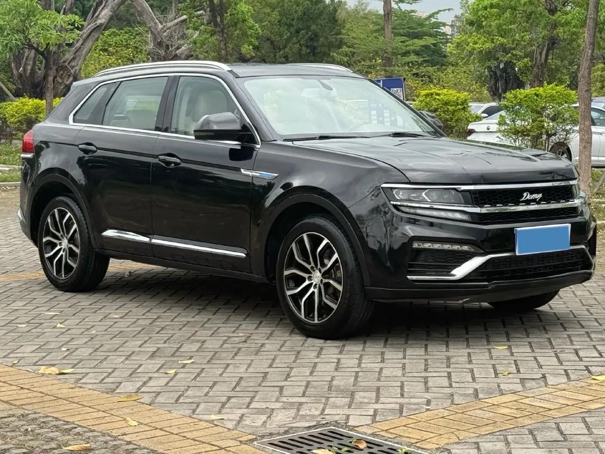 2017 Zotye Damy X7 2.0T 190HP L4 6DCT,autocango,china used car exporter,china ev exporter,chinese used car exporter,chinese used ev exporter