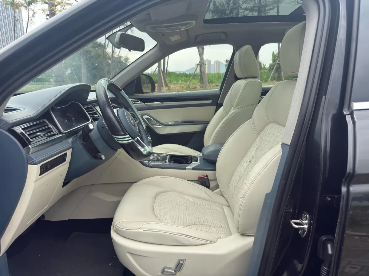 2017 Zotye Damy X7 2.0T 190HP L4 6DCT,autocango,china used car exporter,china ev exporter,chinese used car exporter,chinese used ev exporter