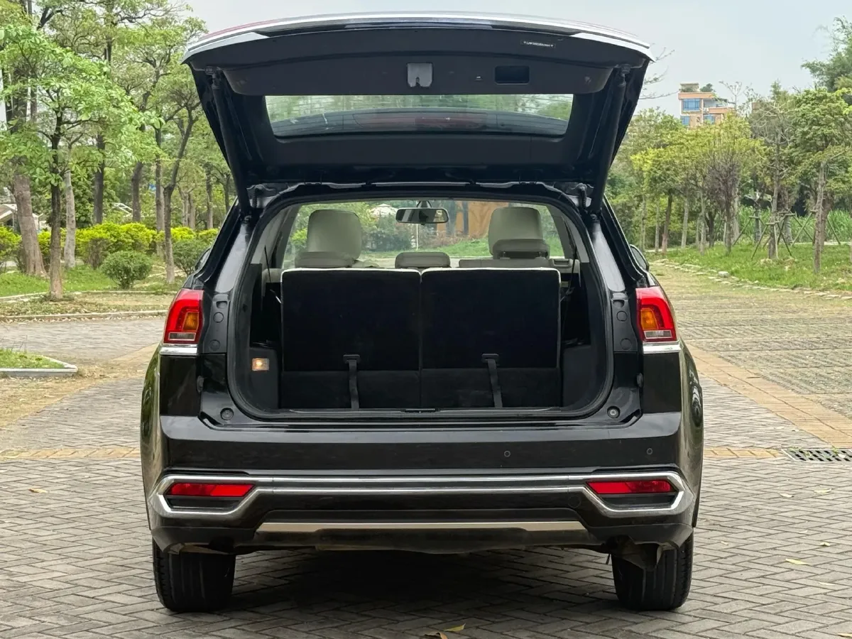 2017 Zotye Damy X7 2.0T 190HP L4 6DCT,autocango,china used car exporter,china ev exporter,chinese used car exporter,chinese used ev exporter