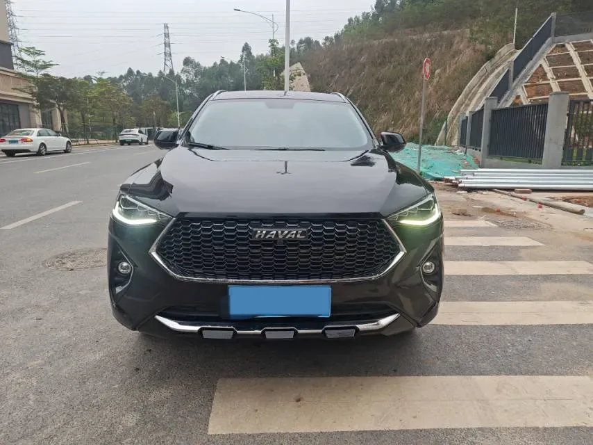 2020 Haval F7 1.5T 169HP L4 7DCT,autocango,china used car exporter,china ev exporter,chinese used car exporter,chinese used ev exporter
