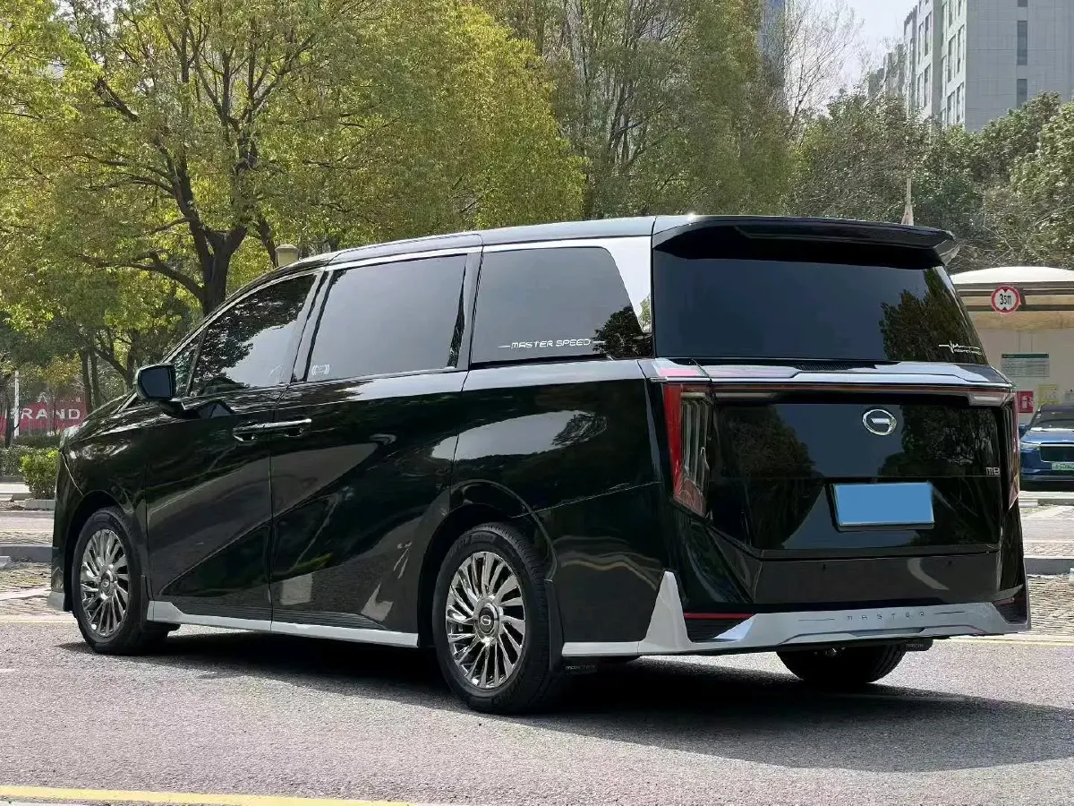 2023 GAC Trumpchi M8 2.0T 252HP L4 8AT,autocango,china used car exporter,china ev exporter,chinese used car exporter,chinese used ev exporter